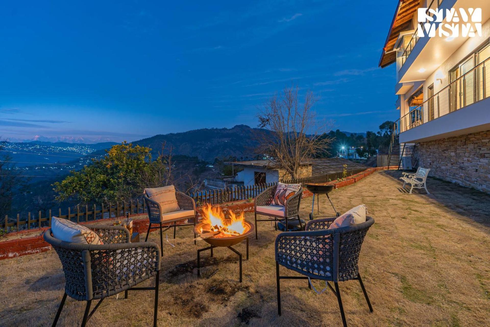 Stayvista At Amulyam Villa With Lawn & Bonfire Mukteshwar Buitenkant foto