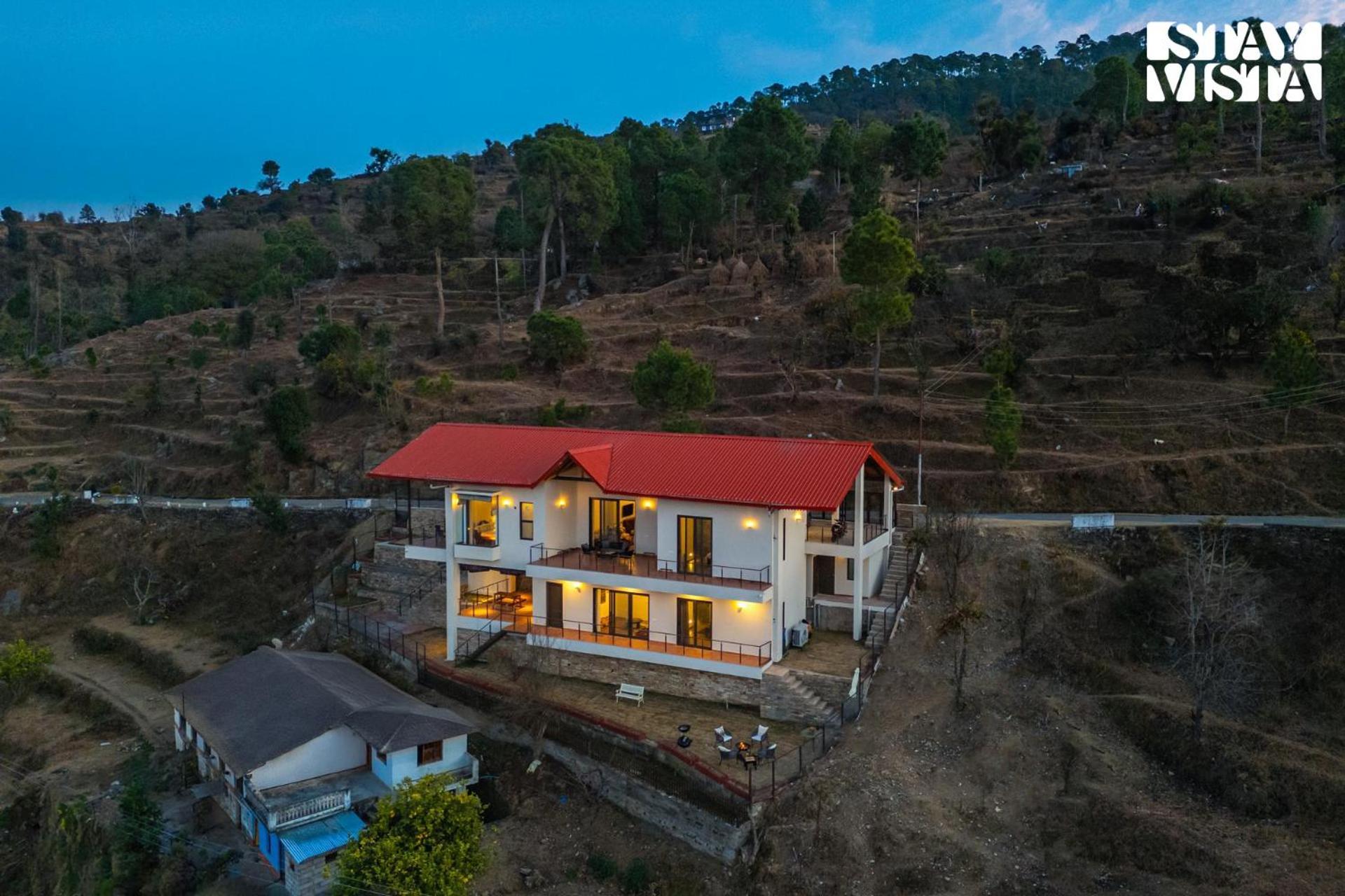 Stayvista At Amulyam Villa With Lawn & Bonfire Mukteshwar Buitenkant foto